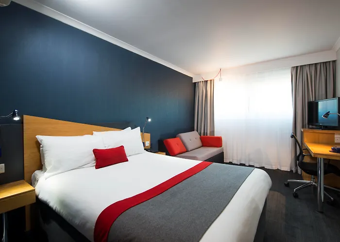 Holiday Inn Express East Midlands Airport By Ihg